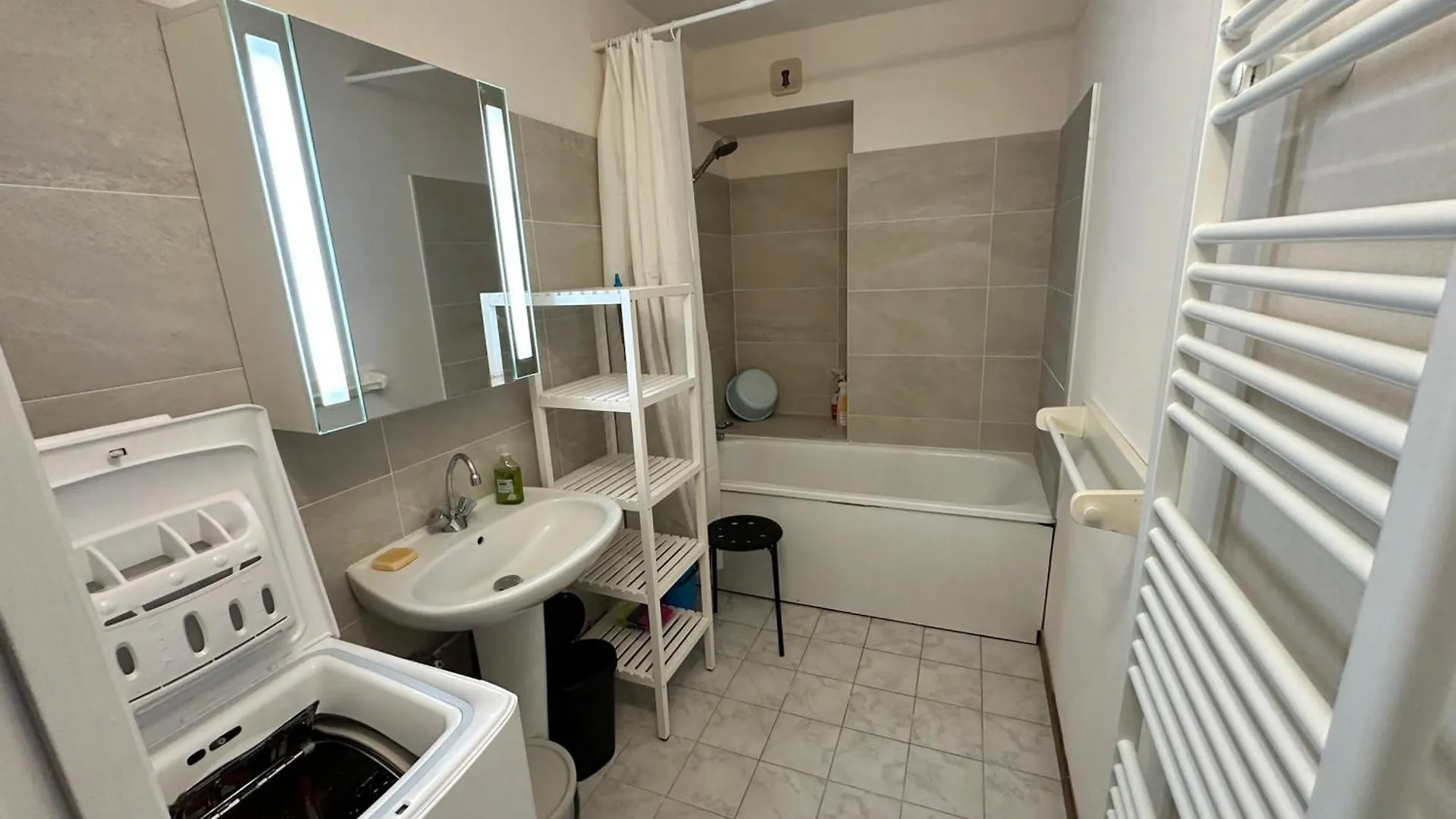 Apartment Charmant 2 Pieces Avec Terrasse, A 5 Min Du Centre, Proche Bois Barbu - Non Fumeur, Animaux Refuses - Fr-1-515-209 Villard-de-Lans